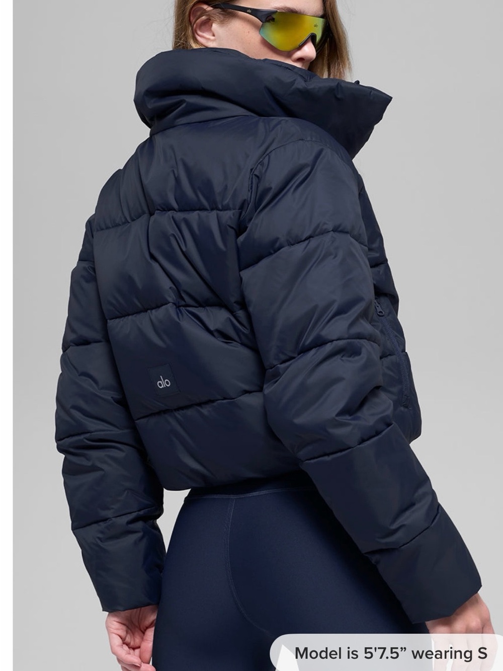 ALO Yoga Gold Rush black Cropped Puffer NWT - Picture 4 of 14